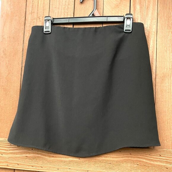 TOBI strapless bandeau crop top 16" front - black Sz M Hook&eye back - pre-owned - Picture 1 of 7